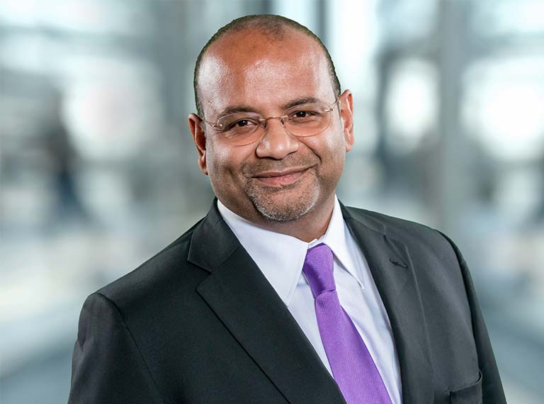 Semtech Semiconductor 董事会,总裁兼首席执行官 Mohan Maheswaran