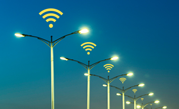 LoRa and Internet of Things smart city street lights